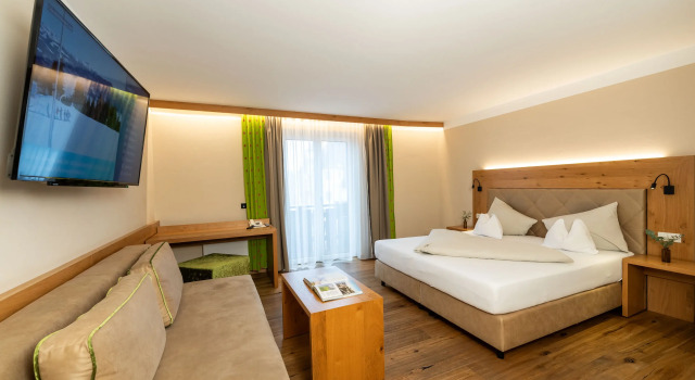 Двухместный номер Deluxe с балконом Hotel zum Hirschen Zell am See
