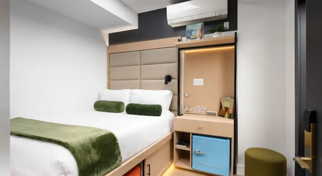 Номер Economy Little Charlie Hotel