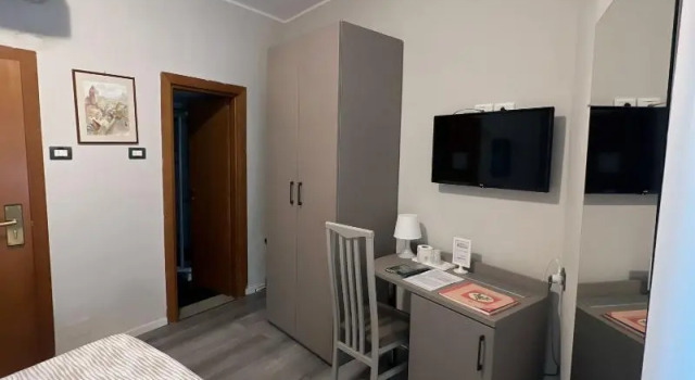 Двухместный номер Standard с балконом Hotel Helvetia