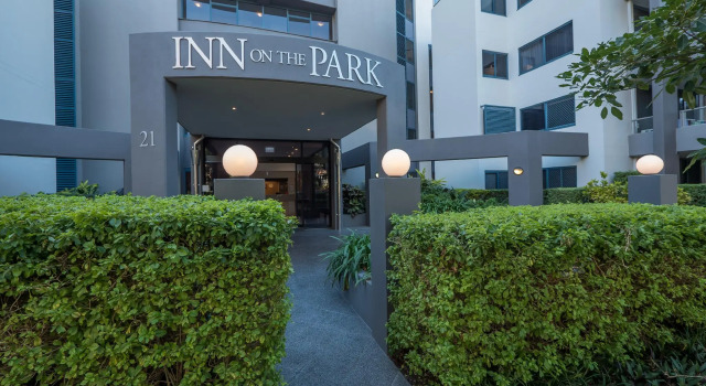 Inn on the Park Apartments, Prenota Appartamento Hotel a Queensland con parcheggio, Parcheggio