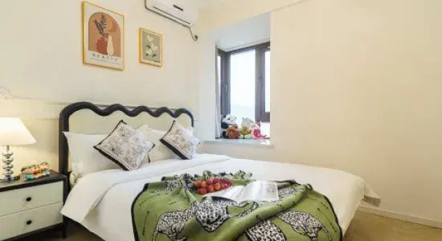 Люкс с 2 комнатами с видом на реку Friendly Nanyuan Riverview Homestay (Jiefangbei Hongyadong Location)