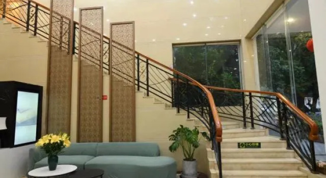 Xiaolu Smart Hotel (Zhaoqing East Gate Plaza, Qixingyan Scenic Area), Boek Hotel Hotels in Guangdong met parkeren, Parkeren
