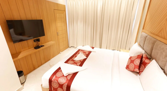 Люкс Hotel Sarc Inn
