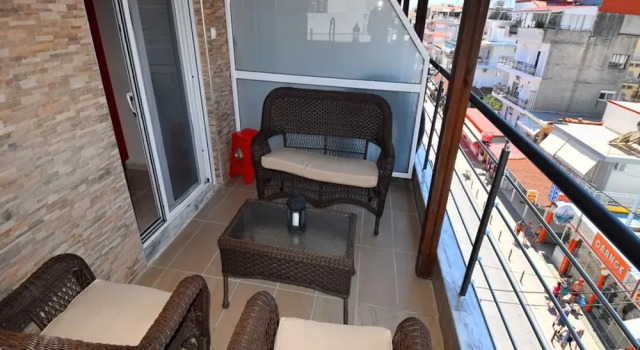 Studio 7 Spacious Studio Apartment in Paralia Featuring a Balcony and, Book Apartment Paralia 
