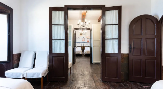 Typical Canary House, Book Hotel Hotels in Tenerife with Parking, Parking