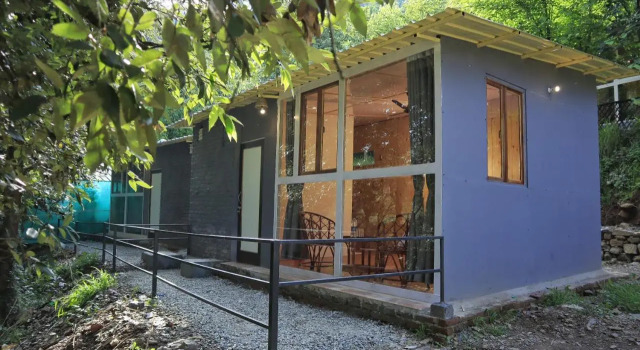 SaffronStays Fourest Uttarakhand, Rezerwuj Hotel Hotele w Uttarakhand z basenem, Basen