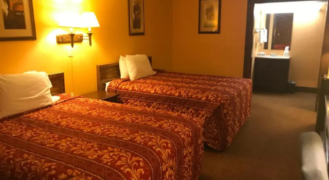 Standard Neljän hengen huone Carthage Inn