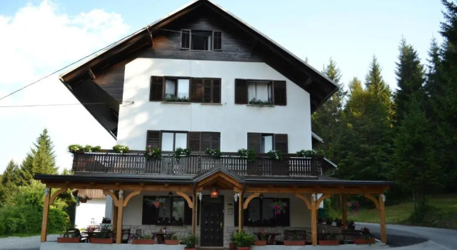 Номер Economy Guest House Kmečki Hram FORTUNA