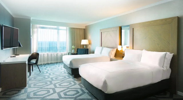 Полулюкс Caesars Windsor, A Caesars Destination