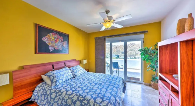 Cabo San Lucas Resort Condo < 2 Mi to Medano Beach, Забронировать Курортный отель Отели Южной Нижней Калифорнии с парковкой, Парковка