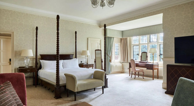 Двухместный полулюкс c 1 комнатой Hanbury Manor Marriott Hotel & Country Club