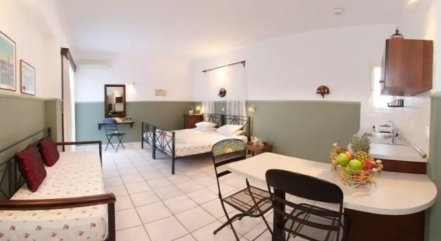 Студия с частичным видом Nostos Studios & Apartments