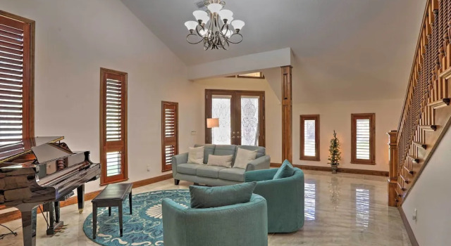 The Peacock Farm Largo Home + Outdoor Oasis!, Rezerwuj Pobyt na farmie Largo Pinellas County