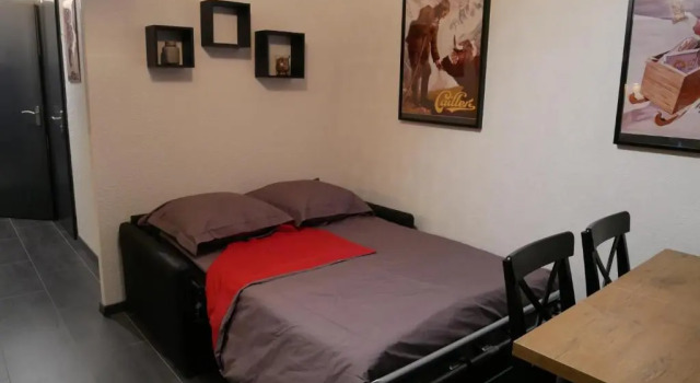 Appartement 4 personnes au pied des pistes du Linga à CHÂTEL, Prenota Appartamento Hotel a Alvernia con parcheggio, Parcheggio