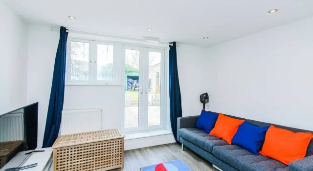Short Stay Bristol - Freeland Rear House, Varaa Huoneisto Asunnot kohteessa Merseyside, Huoneisto