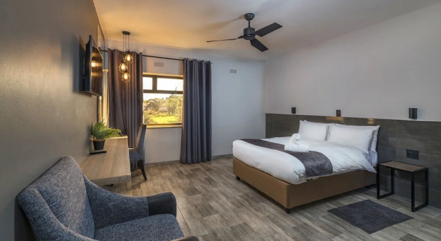 Standard Zimmer N1 Hotel Rotten Row Harare