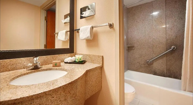 Люкс New Englander Inn Bennington