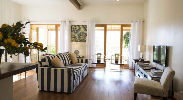 Barefoot Luxury - Pool & Walk To Holetown Beach, Забронировать Дом для отпуска Хоултаун Сент-Джеймс, рядом с Sandy Lane