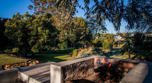 Cornfields River Bed And Breakfast
