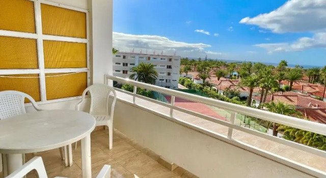 Seaview Friendly Holiday Home 4, Забронировать Отель Отели Плайя дель Инглес с бассейном, рядом с Экуменический храм Эль-Сальвадор, Бассейн