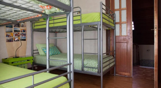 Кровать в общем номере 18St. Hostel