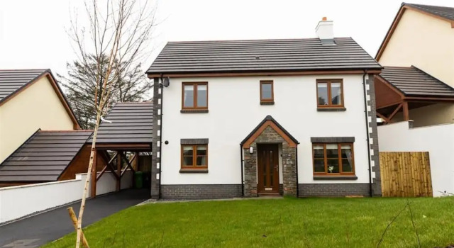 Oak Grove 32, Varaa Hotelli New Hedges Glamorgan