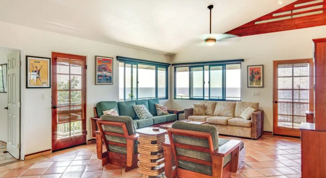 Ocean-view Bungalow: Walk to Pebbles Beach!, Забронировать Дом для отпуска Кэптайн Кук Остров Гавайи