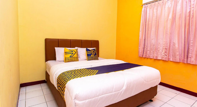 SPOT ON 2697 Homy House, Reservar Hotel Hotéis baratos em Semarang, perto de Lawang Sewu