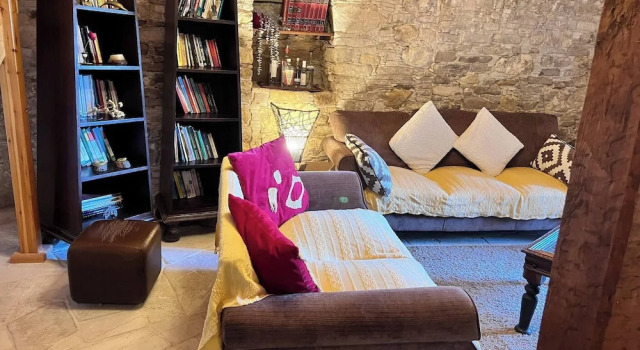 Вилла Charming 3-bedroom Cottage in Heart of Vasa Koilaniou