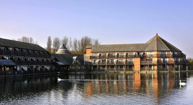 Reading Lake, Забронировать Отель Отели Англии 4 звезды, 4*