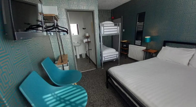 Семейный номер Standard с видом на море Vinnies Family Hotel