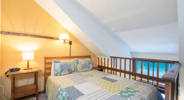 Manitou Lodge 10 Hotel Room by Alpine Lodging Telluride