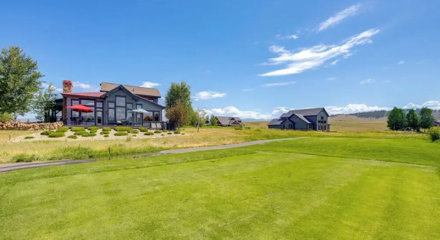 Коттедж Grand Elk Golf Club On-site: Mtn-view Home w/ Deck