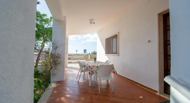 Коттедж с 3 комнатами VILLA SALINA MONACI