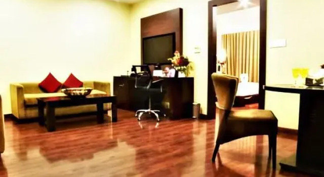 Люкс Royal Hotel JIVA