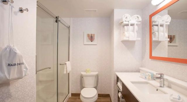 Четырёхместный номер Standard Hampton Inn by Hilton Richwood Cincinnati South