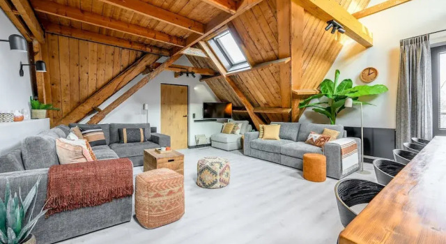 Beautiful Group Loft With Sauna Near the Beach