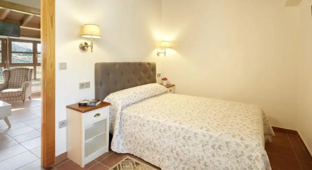 Casa Josefa, Book Hotel Candamo Asturias