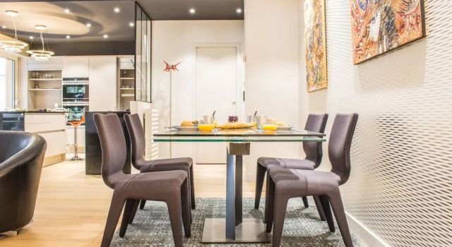 Spacious Apartment With Balcony / Terrace Crossing in Green Surroundings, Prenota Appartamento Hotel a Aquitania con piscina, Piscina