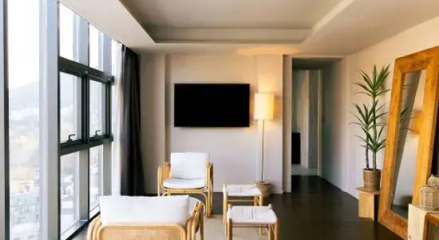 Полулюкс HOMES Red Myeongdong