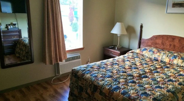 Desert Arms Hotel, Réserver Hôtel Oliver Okanagan-Similkameen