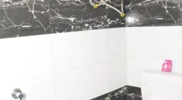 Кровать в общем номере Goroomgo Dev Guest House Howrah Kolkata