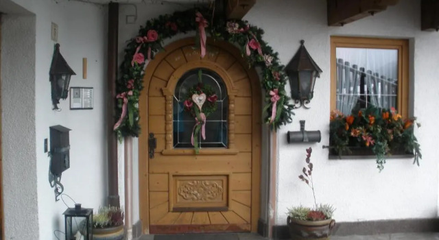 Appartementhaus Hilde, Rezerwuj Hotel Hotele w Tyrol z parkingiem, Parking