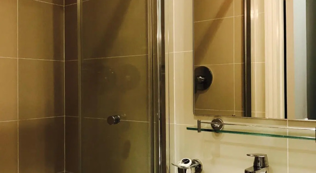 Одноместный номер Standard Royal Cambridge Hotel