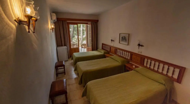Трёхместный номер Standard с видом на море Hostal Palmaria