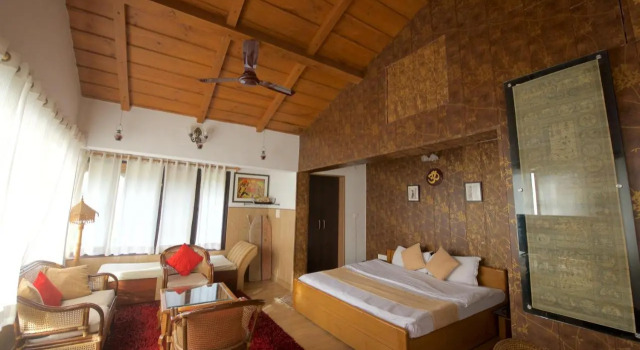 Magpie Retreat, Buchen Sie Hotel Bhimtal Uttarakhand