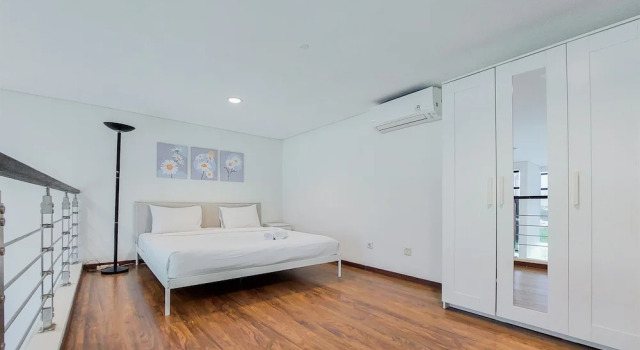 Nice And Fancy Studio Loft At Brooklyn Alam Sutera Apartment