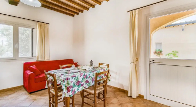 Grano Apt With Pool Near Volterra, Prenota Hotel Volterra 