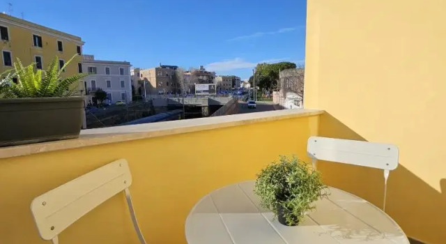 Трёхместный номер Deluxe с балконом Guest House Vanvitelli