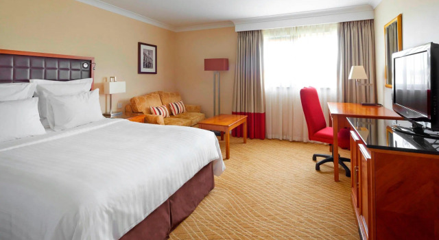 Двухместный номер Deluxe Delta Hotels by Marriott Northampton